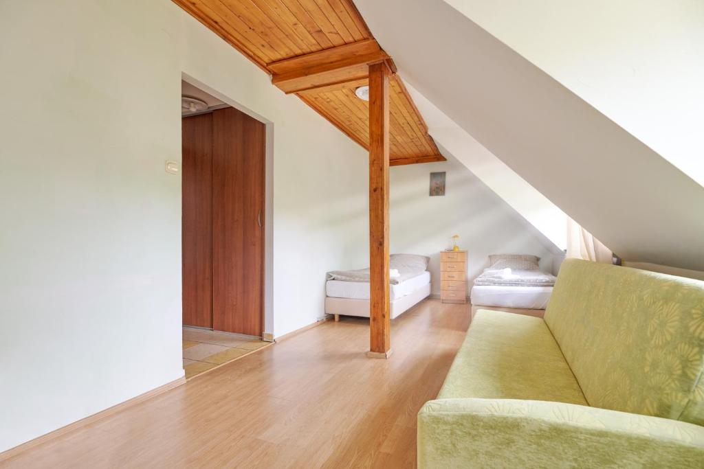 Park Inn Resort przy jeziorze - sauna i duży parking - pieski mile widziane - Dreibettzimmer