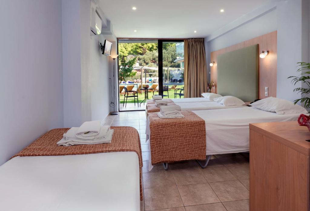 Hotel Punta - Quadruple Room