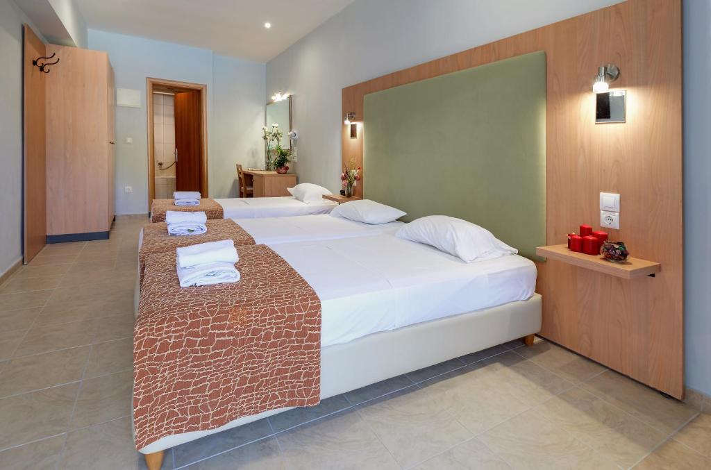 Hotel Punta - Standard Triple Room