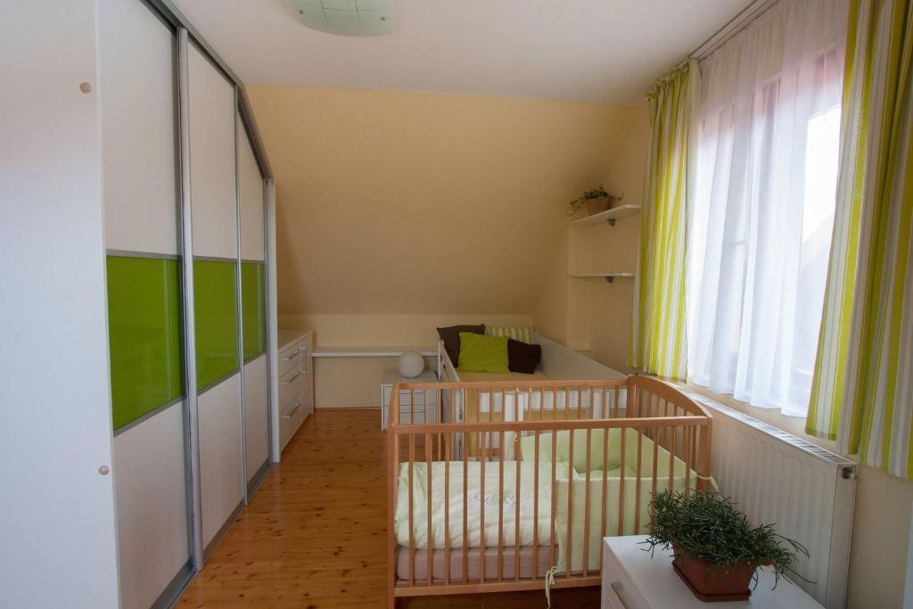 Istumisnurk majutusasutuses CHALUPA KOTÁR - 7 míst za 1 cenu