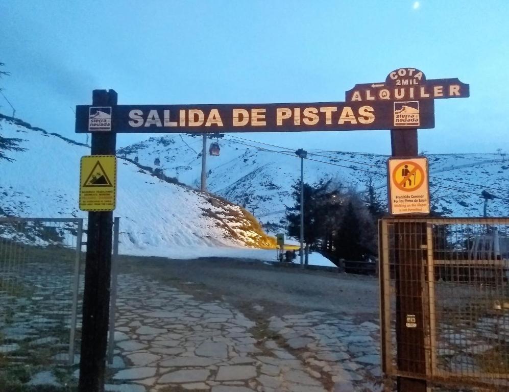 SKI PLAZA SIERRA NEVADA & Zona Baja - Apartamento Pradollano Square