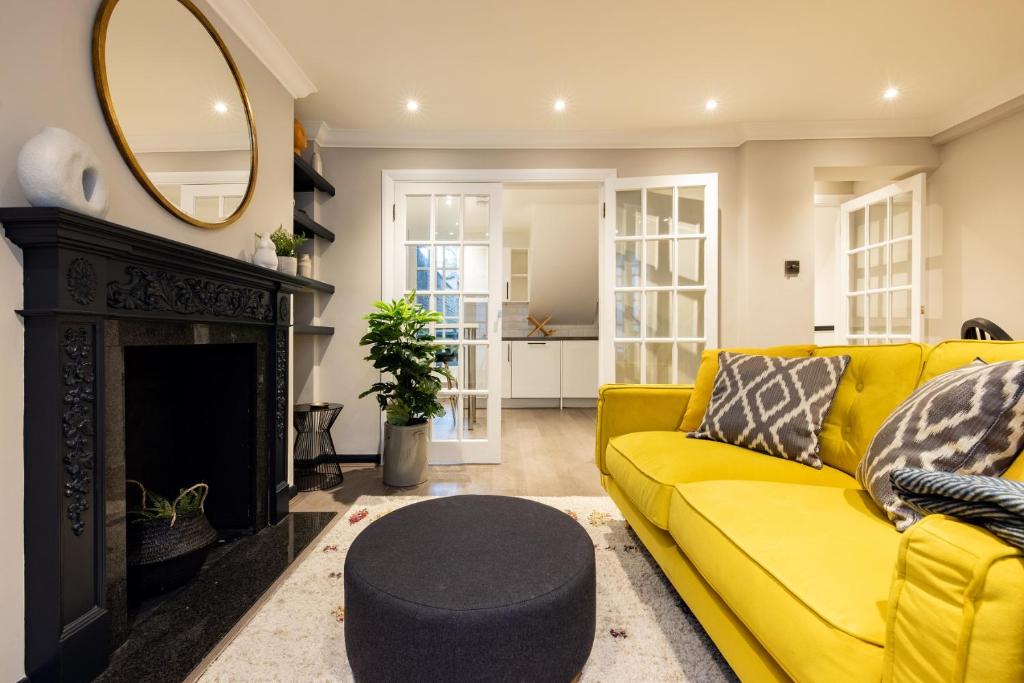 The Sands End Secret - Stylish 2BDR Flat with Garden