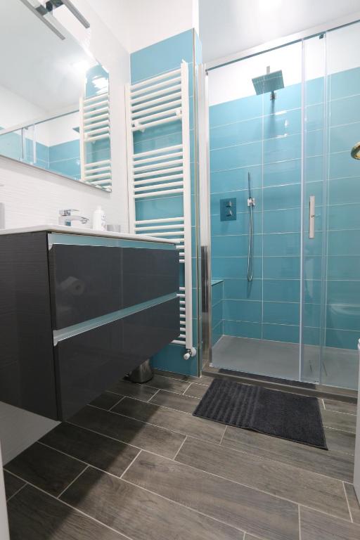 B&B ex Albergo Centrale ATESSA CENTRO - Camera Doppia Con Bagno Privato