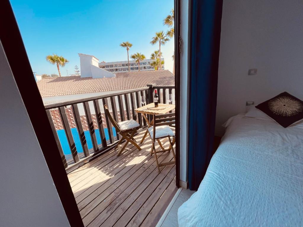 Balkón alebo terasa v ubytovaní VIVIENDA ÚNICA EN PRIMERA LÍNEA DE PLAYA