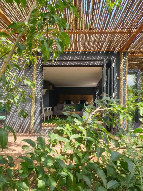 The Studio @ Mount View Lodge - Image 12