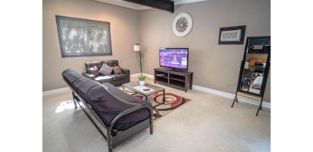 Florida #B St Near Downtown with all amenities