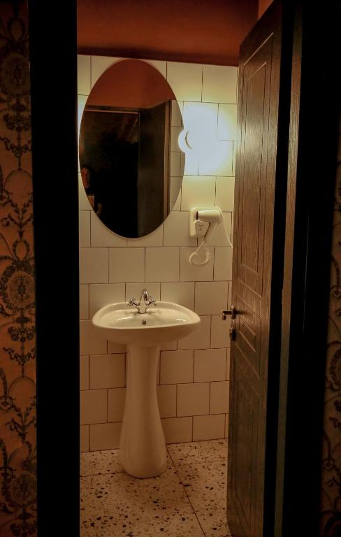 Koupelna v ubytování Hotel Memoire Kutaisi