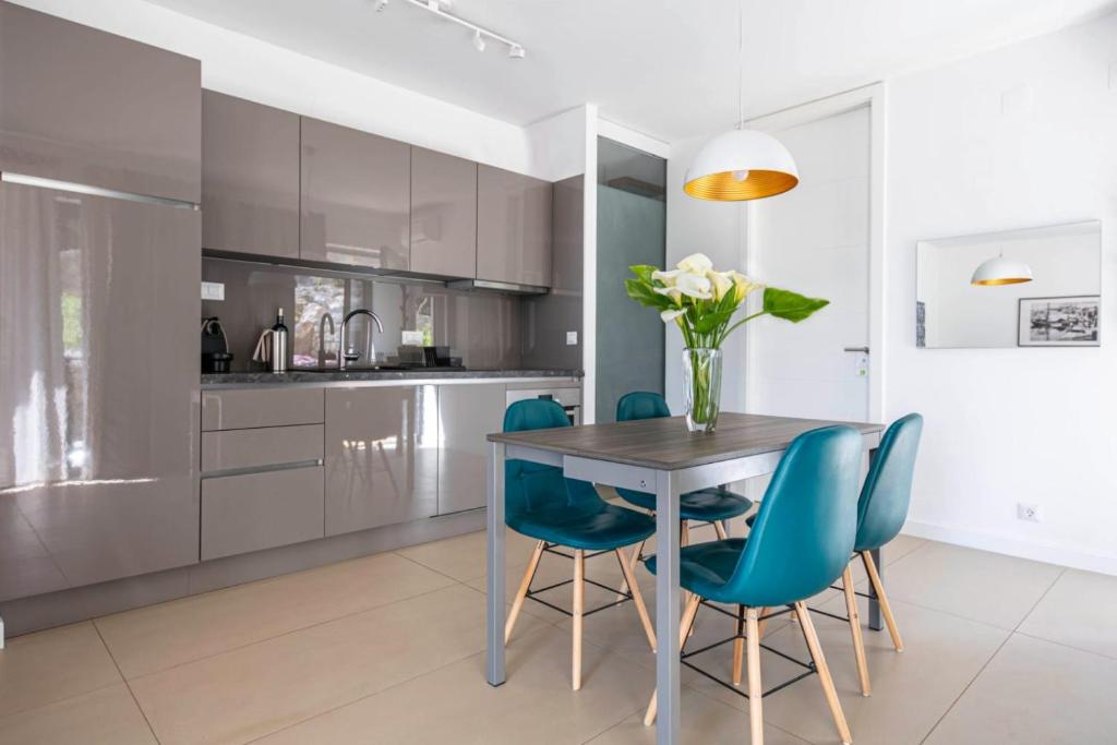 Kuchyň nebo kuchyňský kout v ubytování Villa del Mar Deluxe