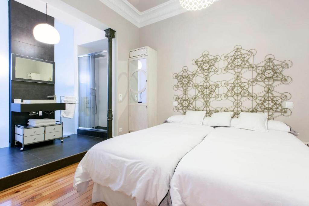 Apartment Luna, Madrid, Spain - Booking.com