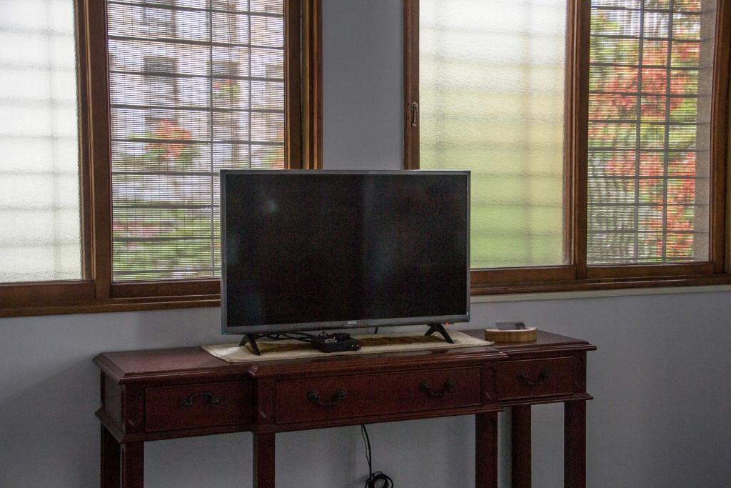 TV a/nebo společenská místnost v ubytování Alley X Tainan
