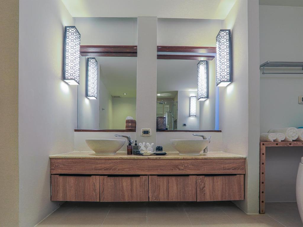 AKIRA Lipe Resort - 13