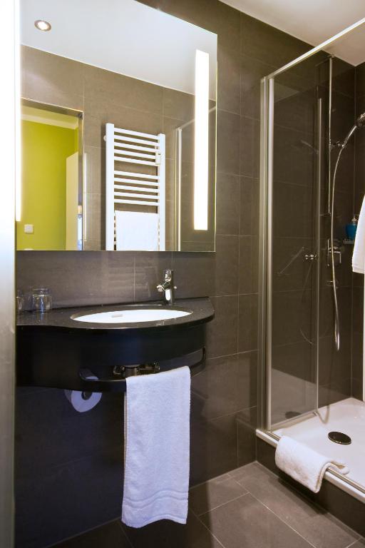 Koupelna v ubytování Hotel Viva Sky
