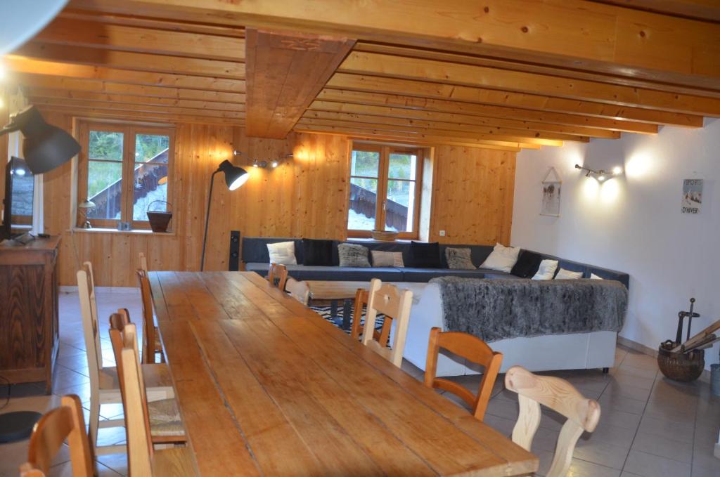 Posezení v ubytování Chalet Les Copains