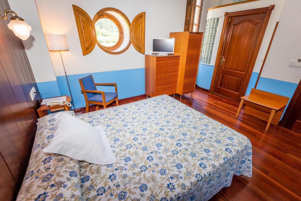 Hotel Castillo de Gauzón - 双人或双床间
