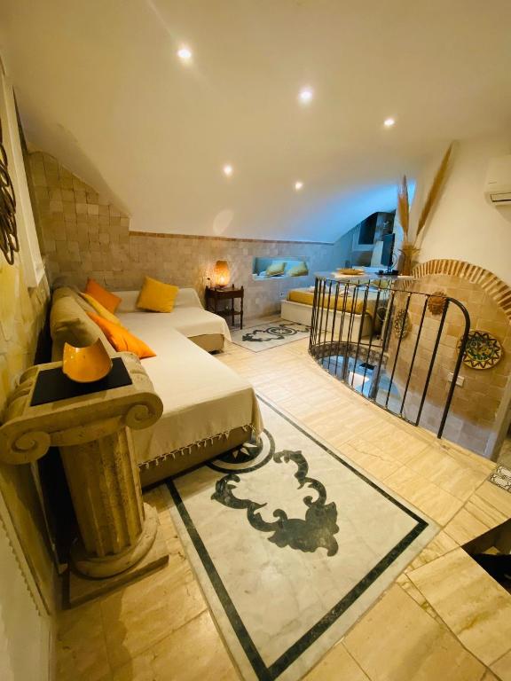 Ancient Roman Mansion - Loft