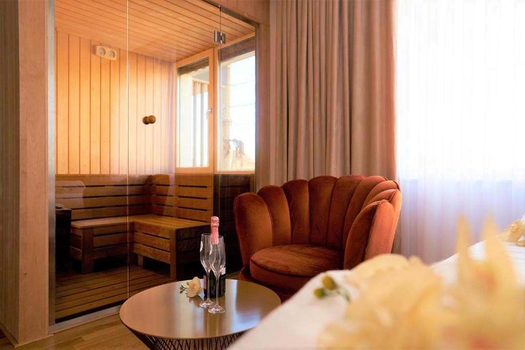 Hotel Glory - Resim 13