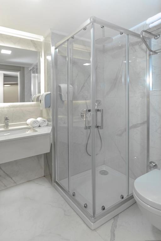 Pırıl Hotel Thermal&Beauty SPA - 标准双人或双人间，带花园景观
