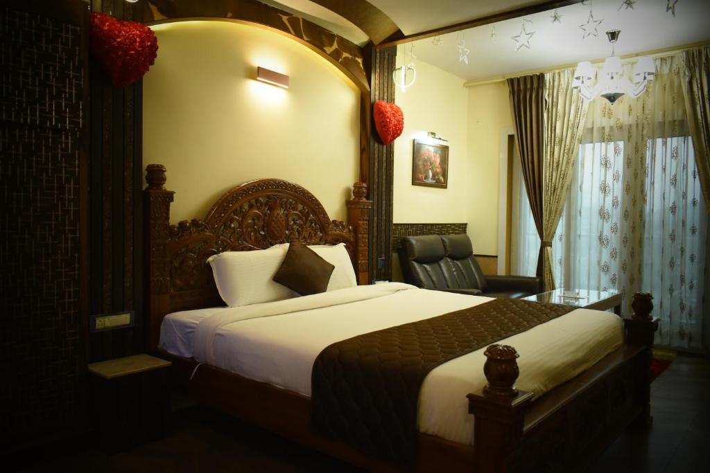 Beverly villa - Chambre Royale Avec Balcon