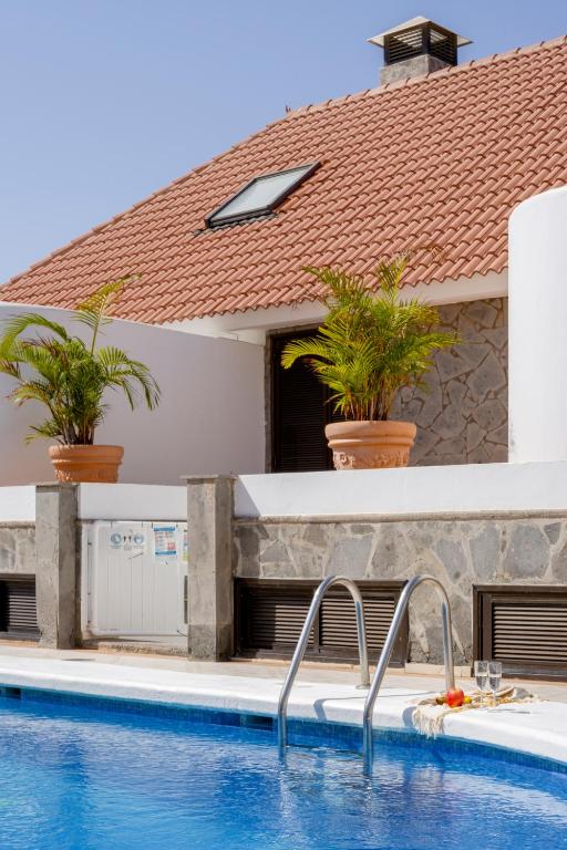 Bazén v ubytování Villas Las Almenas nebo v jeho okolí