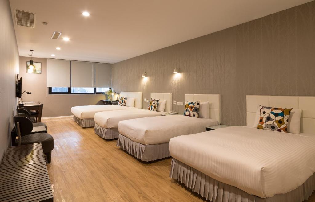Gallery image of Just Enjoy Business Hotel in Tainan