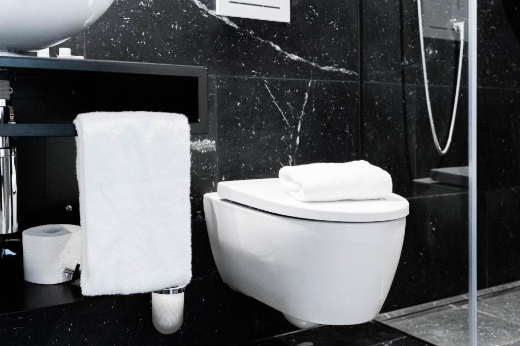 Blackhome Innsbruck City South I contactless check-in - Resim 14