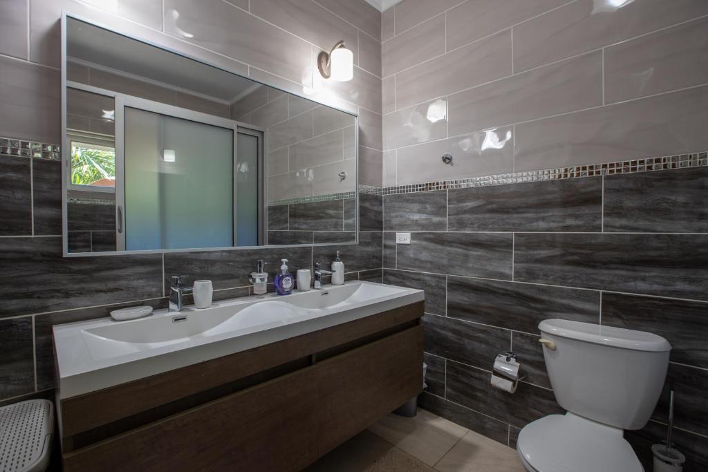 Reflection Z 5 Star Villa photo photo 3