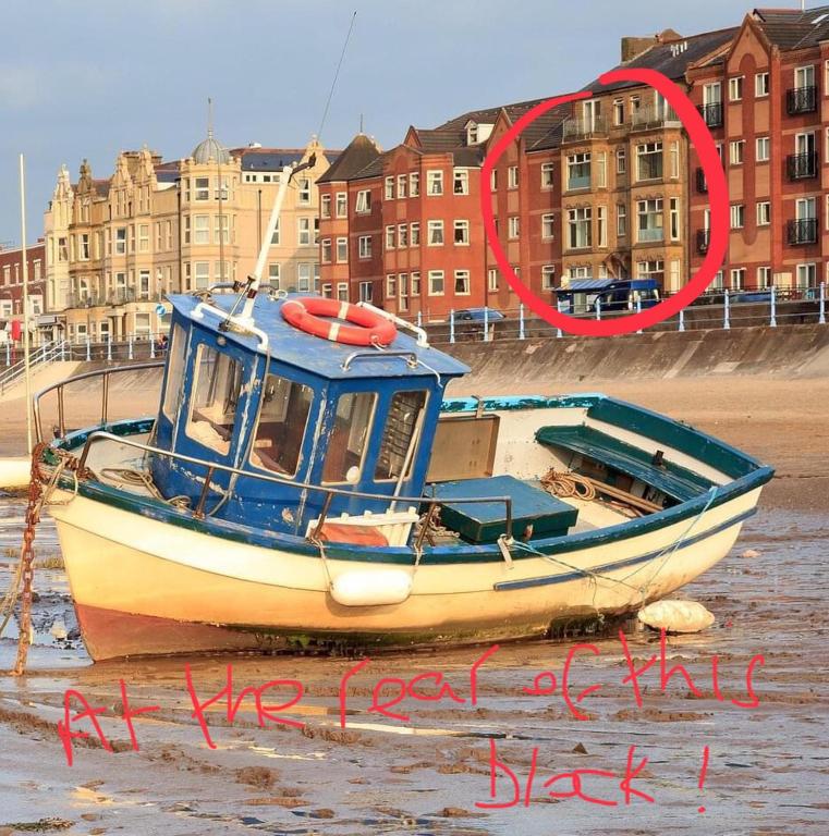 Cosy 2Bed Apartment near the beach in Morecambe, Morecambe (updated