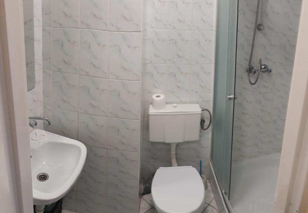 Arkadia - Economy-Vierbettzimmer