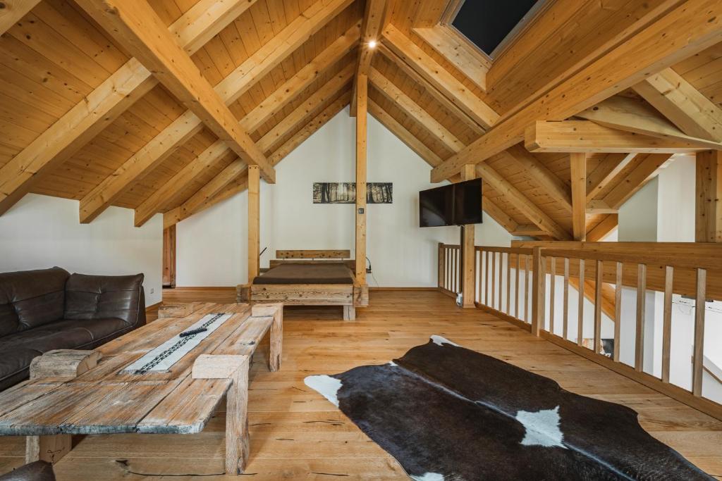 TV a/nebo společenská místnost v ubytování Penthouse Weiglhof