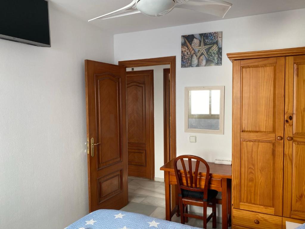 Postel nebo postele na pokoji v ubytování Málaga Centro habitaciones privada en apartamento compartidos