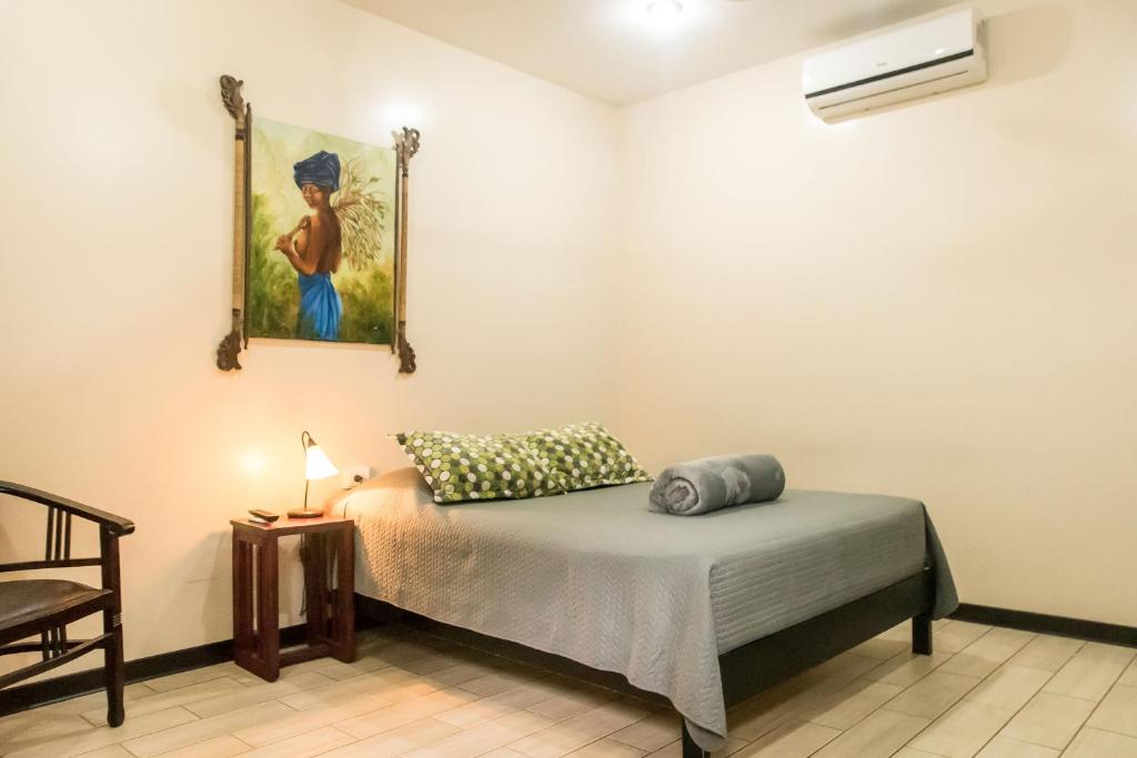 Postel nebo postele na pokoji v ubytování Terida Airport B&B
