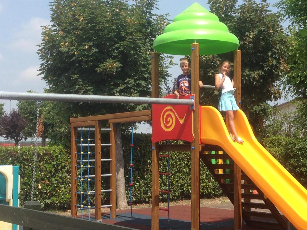 Herní místnost nebo prostor pro děti v ubytování Hotel Al Fogo
