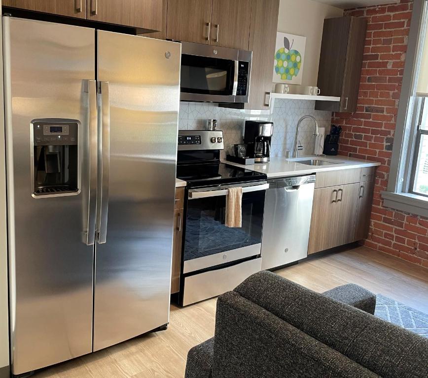 Riverfront Park Travel Apartments - Appartamento Con Una Camera Da Letto
