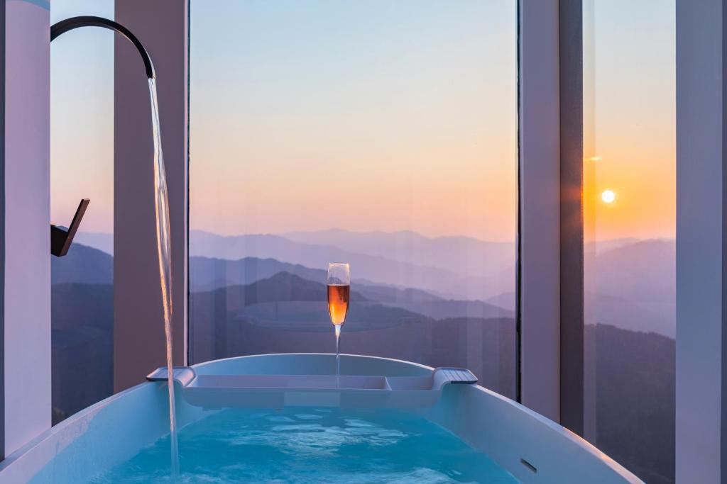 Nespecifikovaný výhled na hory nebo výhled na hory při pohledu z bed and breakfast