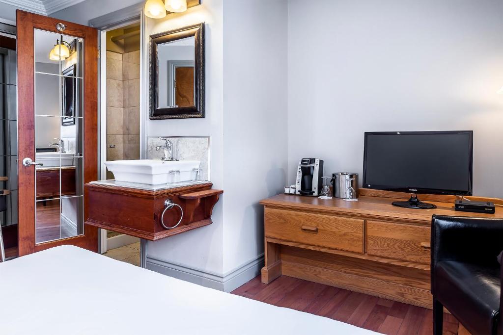 Hotel Louisbourg - Resim 13