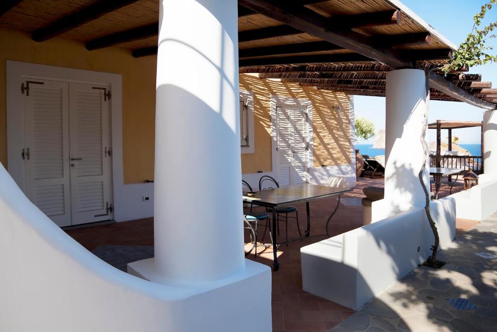 A balcony or terrace at Villa Rocce Rosse