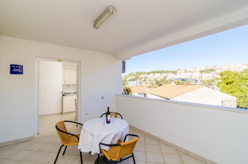 Balkón alebo terasa v ubytovaní A4-harmony Apartment Close To The Sunset Beach And Lapad Promenade