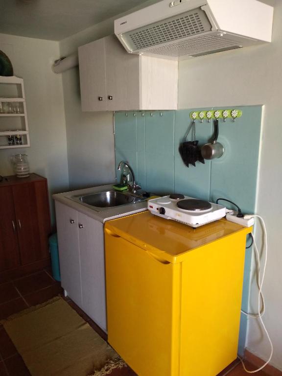 Kuchyň nebo kuchyňský kout v ubytování ''Arsinoe'' cosy guesthouse