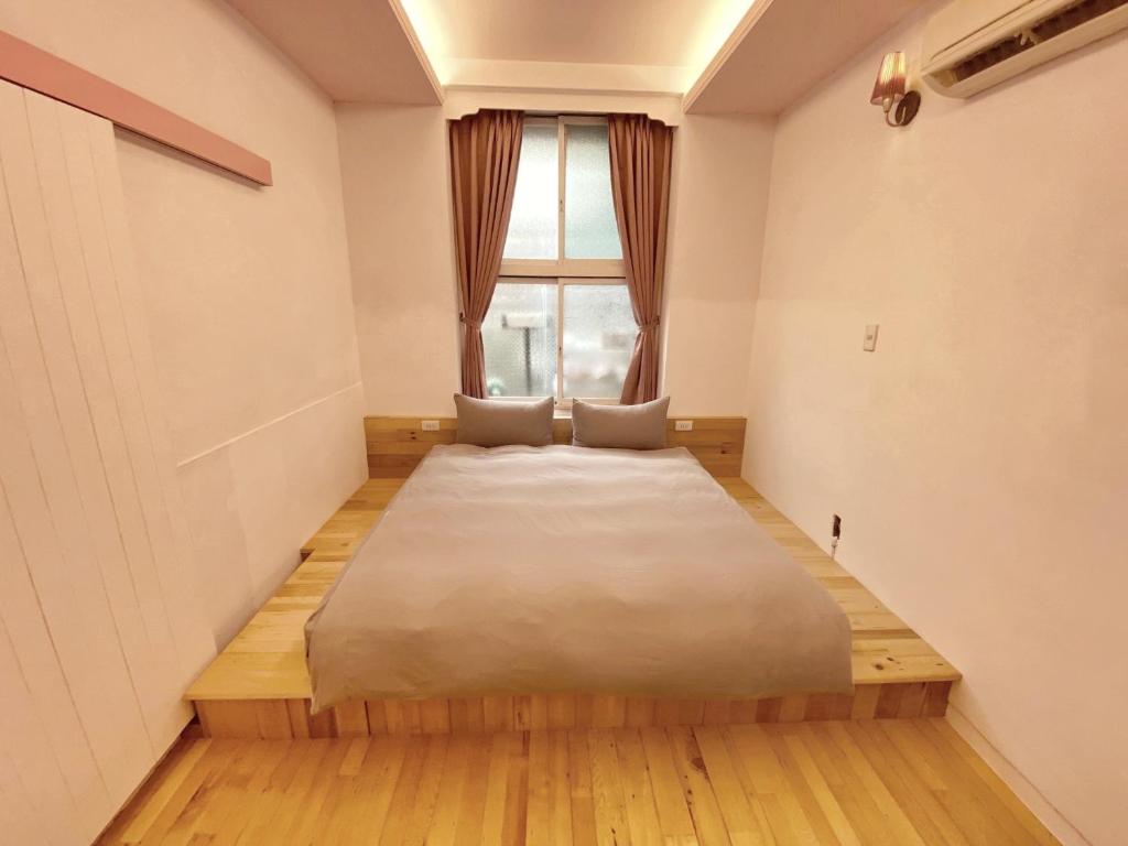 Tainan MacArthur Homestay - Chambre Double Avec Salle De Bain Privée