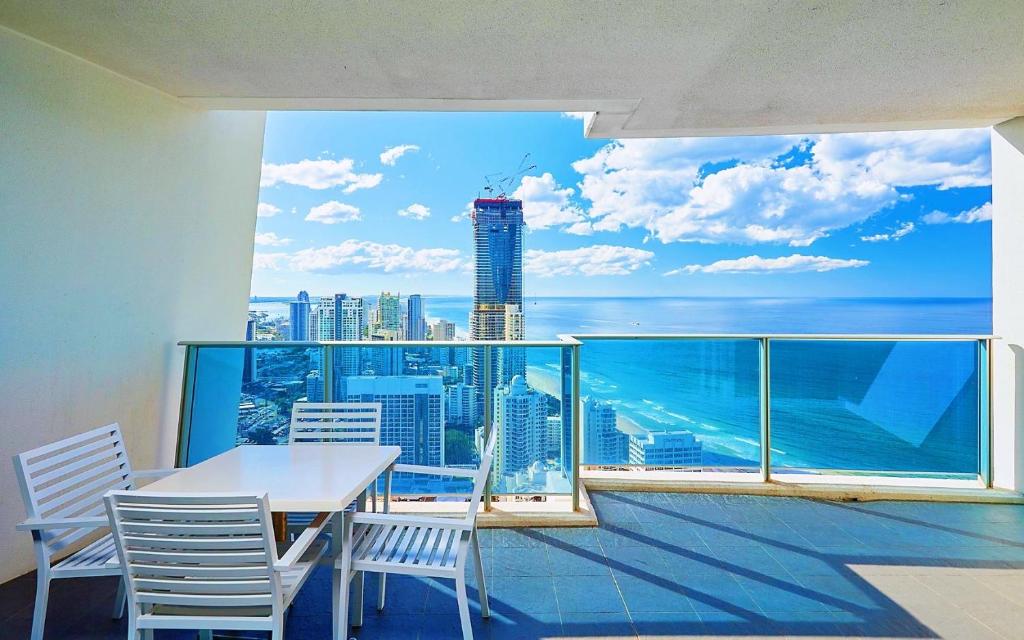H Luxury Residence Apartments - Holiday Paradise - Luxury Three-Bedroom Apartment With Ocean Views