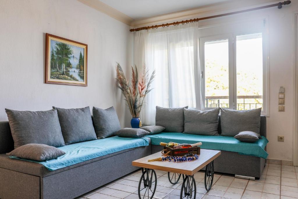 Coin salon dans l'établissement VILLA MITZELOS