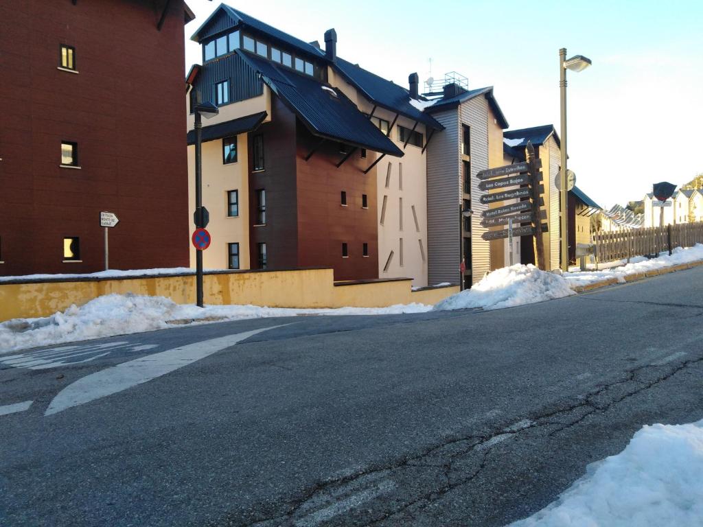 Budova, v ktorej sa apartmán nachádza