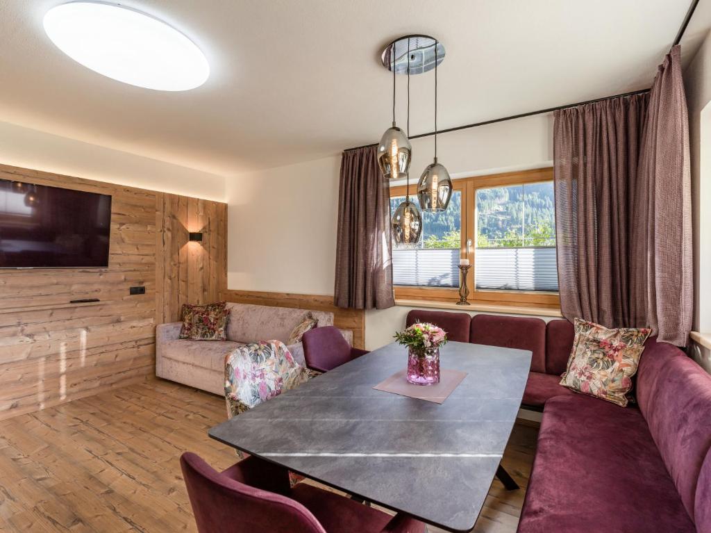 TV a/nebo společenská místnost v ubytování Apartment Katharina