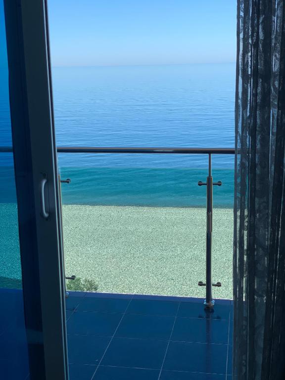 Nespecifikovaný výhled na moře nebo výhled na moře při pohledu z hotelu