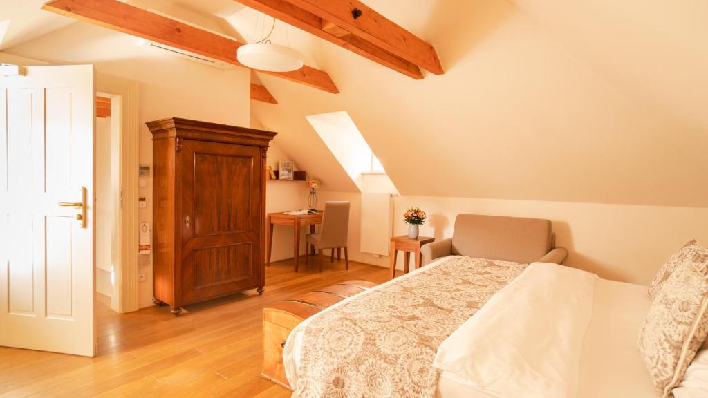 Hotel Golden Key Prague Castle - Resim 25