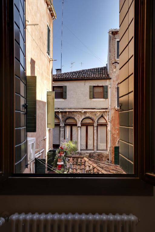 Ca’ Amalia San Marco Venetian Apartment M027042932 - Two-Bedroom Apartment
