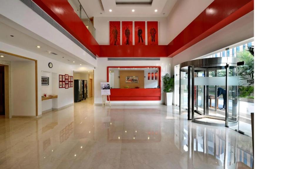 Vstupní hala nebo recepce v ubytování Red Fox by Lemon Tree Hotels, Delhi Airport