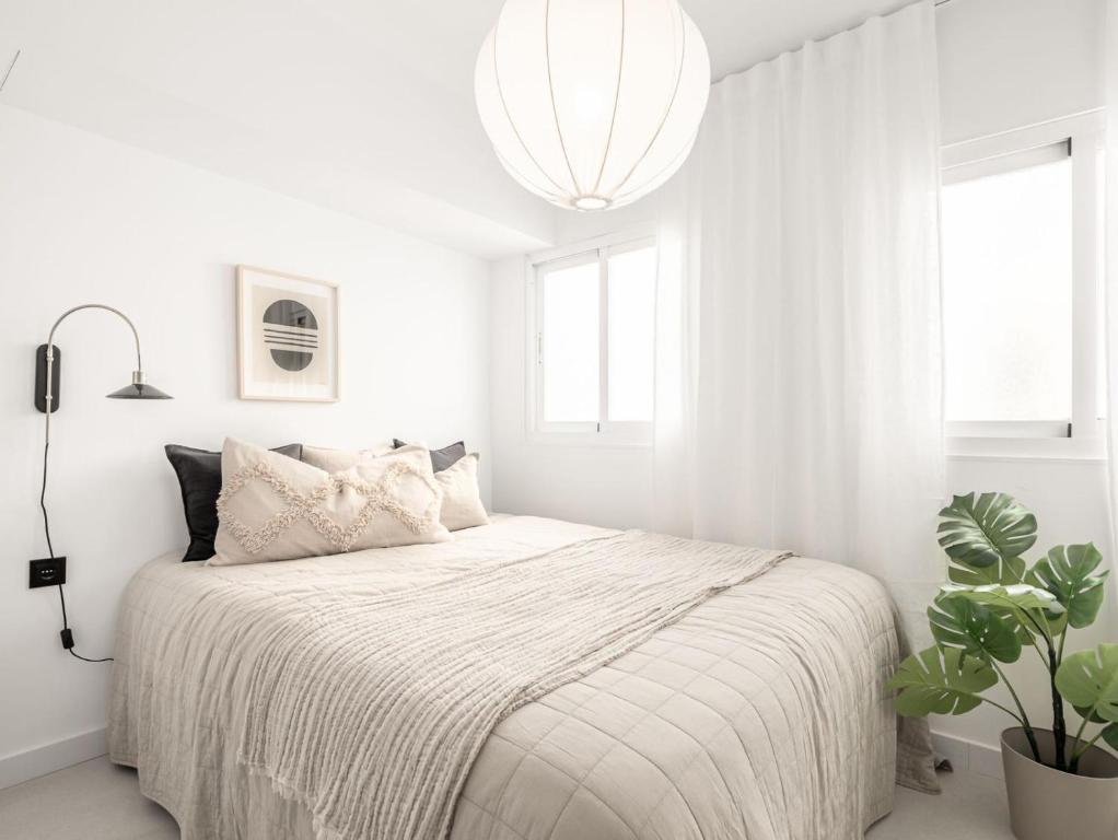 Vogue styled flat in the heart of Nueva Andalucía, Marbella ...