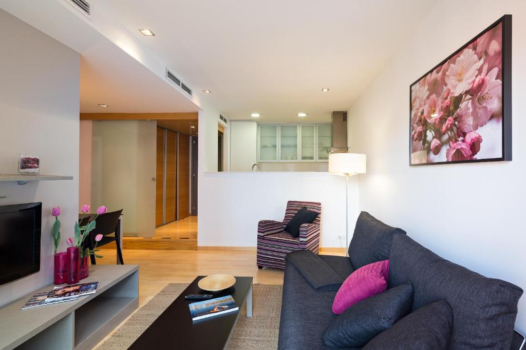 Lugaris Rambla Apartments - 12