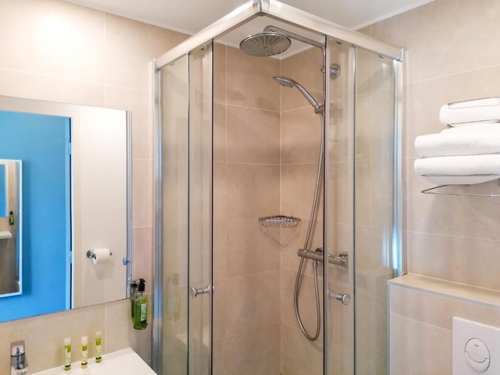 Hôtel Du Centre, un hôtel AMMI - Resim 43